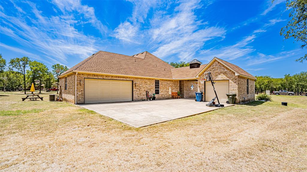 345 Sugartree Circle Property Photo 5