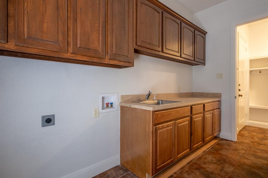 3851 Angela Court Property Photo 23