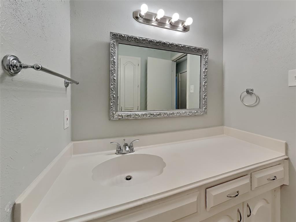 13456 Spring Grove Avenue Property Photo 20