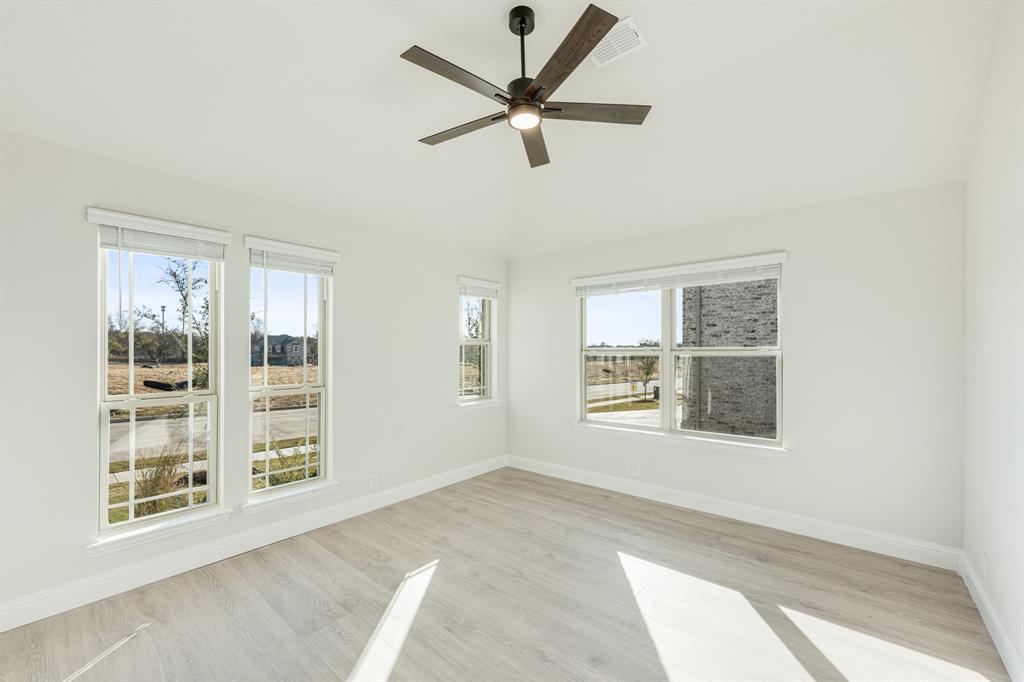51 Osprey Street Property Photo 6
