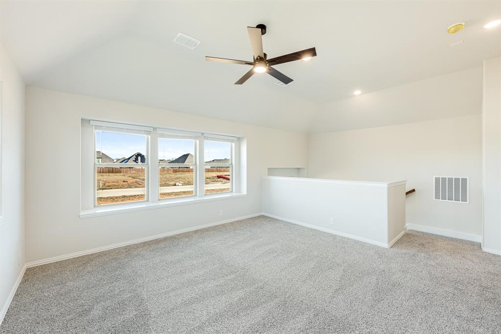 51 Osprey Street Property Photo 33