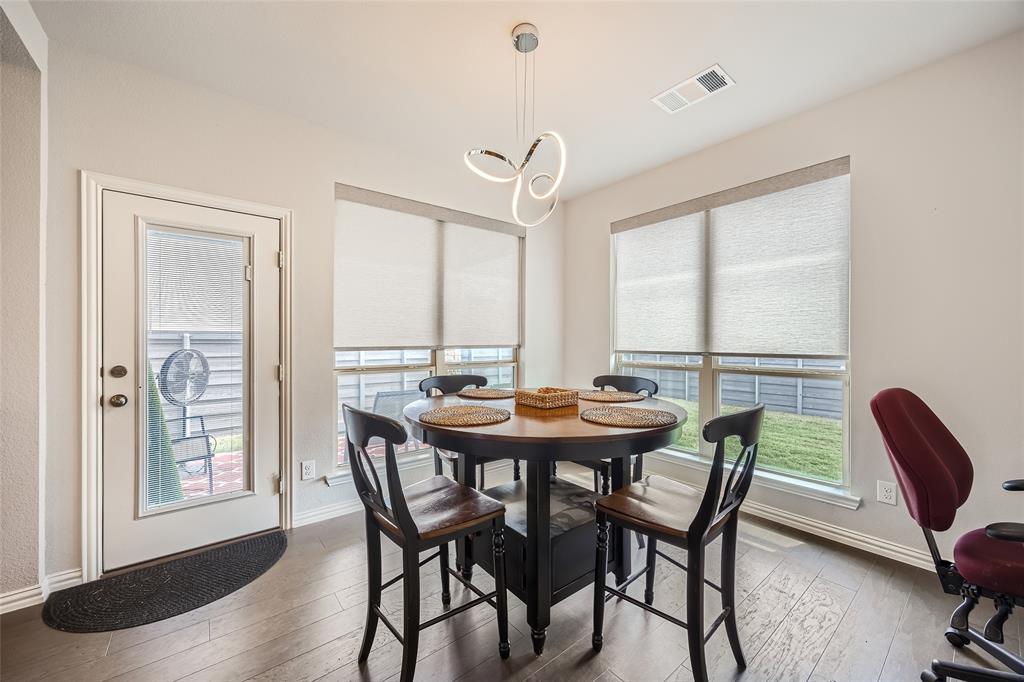 6029 Mapleshade Way Property Photo 16