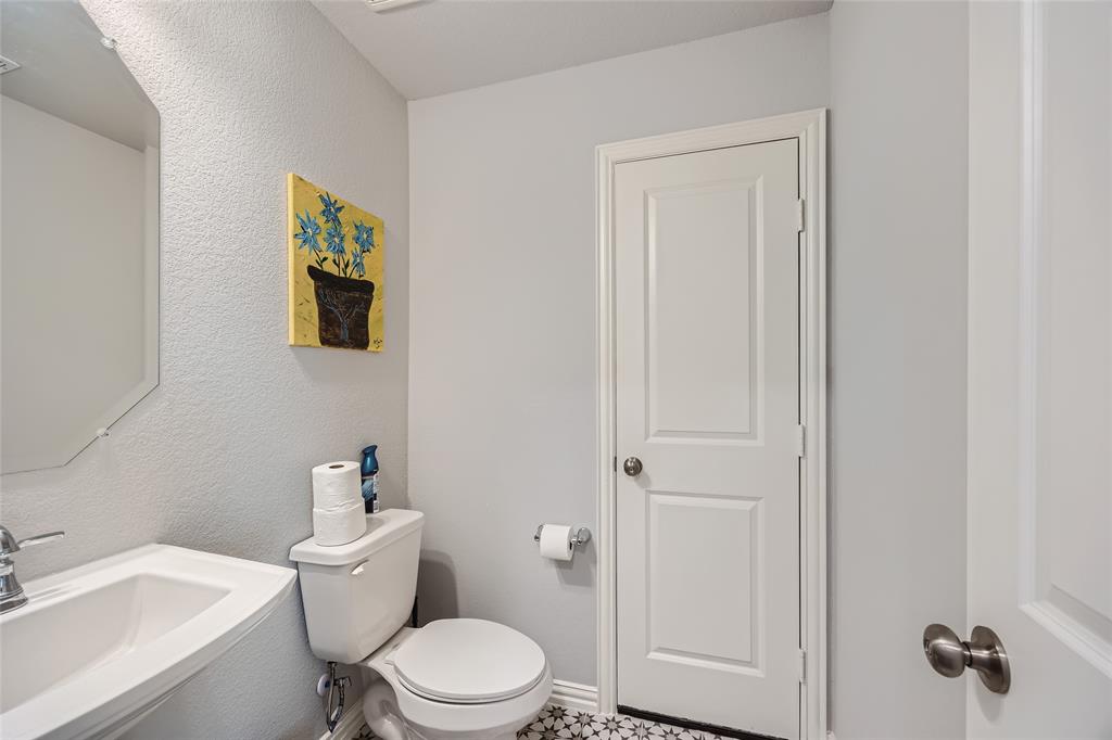 6029 Mapleshade Way Property Photo 24