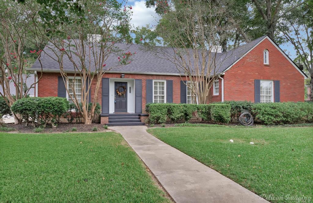 3845 Creswell Avenue Property Photo 1