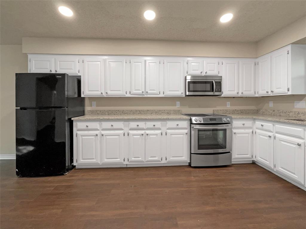 1408 Schukar Court Property Photo 2
