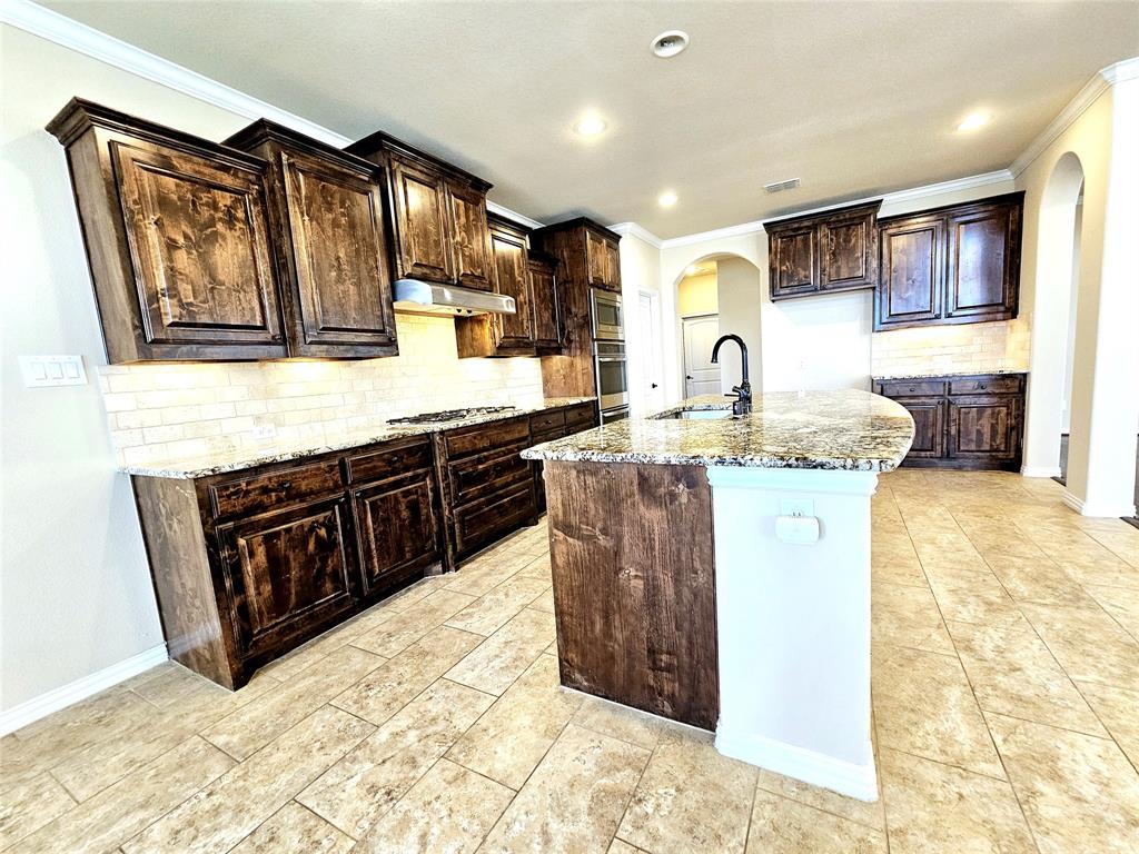 14229 Alis Lane Property Photo 9