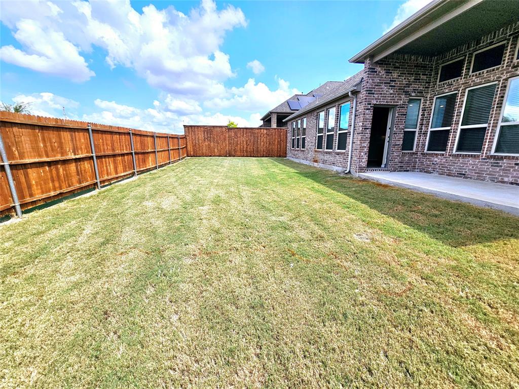 14229 Alis Lane Property Photo 37