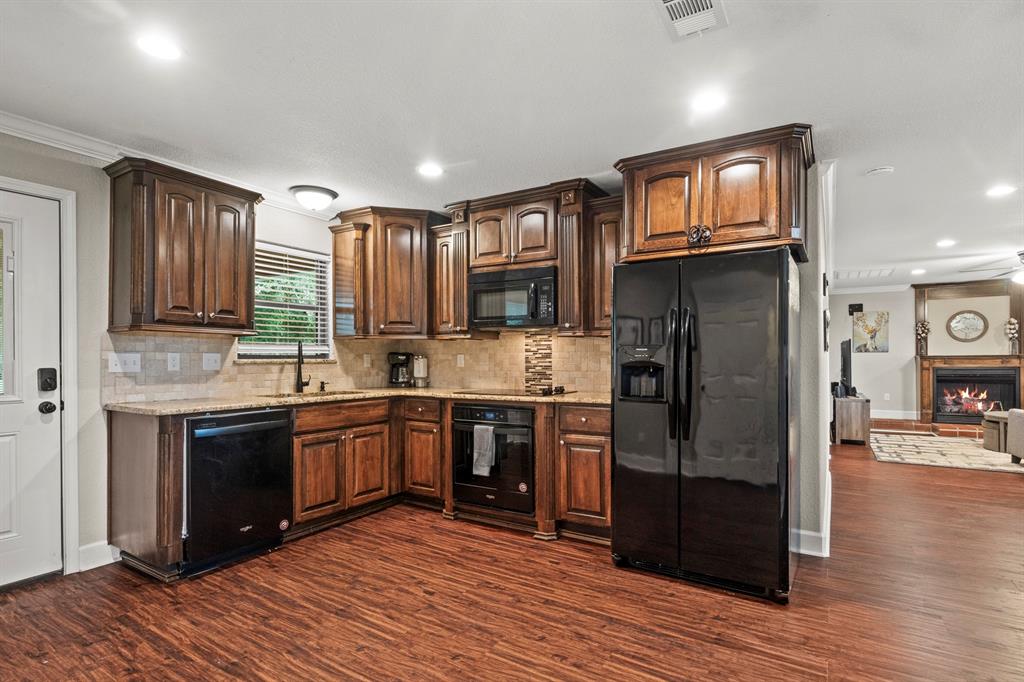 160 Summitt Drive Property Photo 12