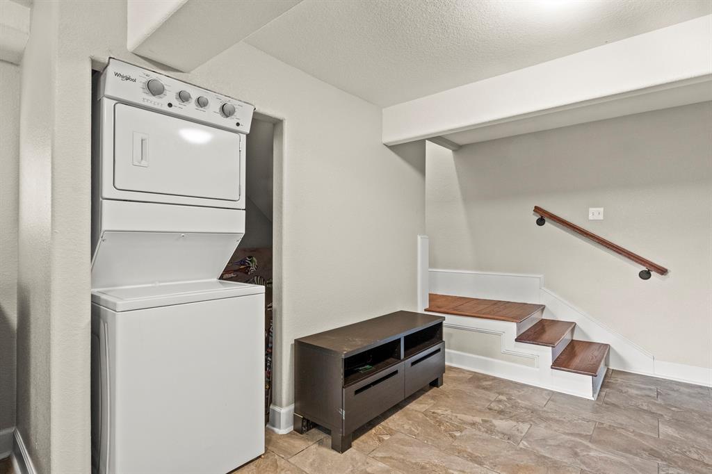 160 Summitt Drive Property Photo 22