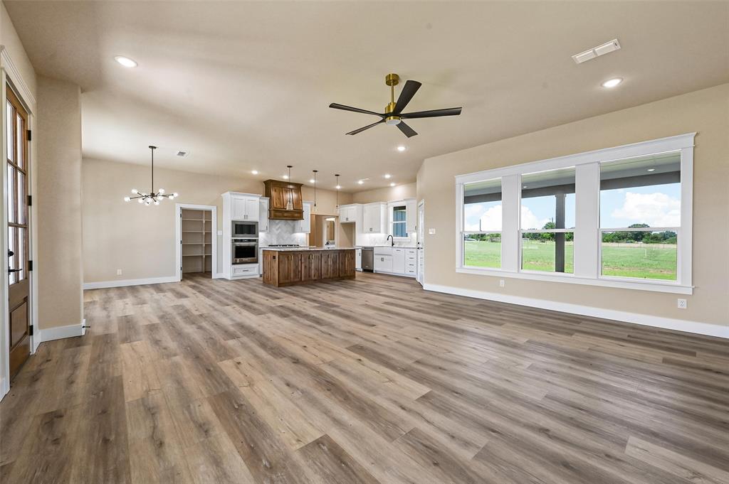 1560 Dixie Estates Way Property Photo 7