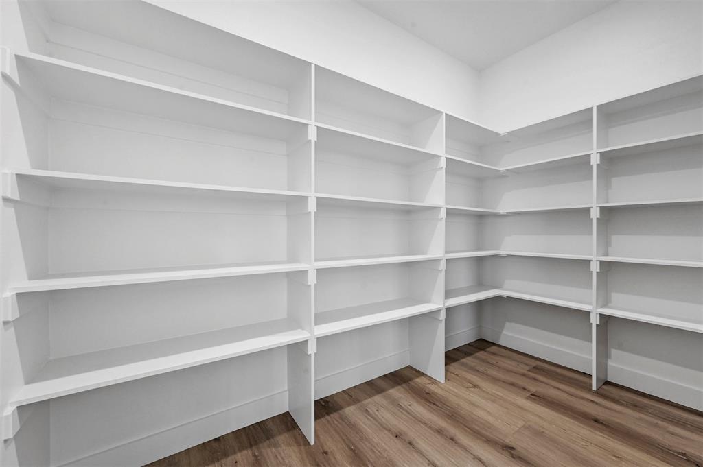 1560 Dixie Estates Way Property Photo 10