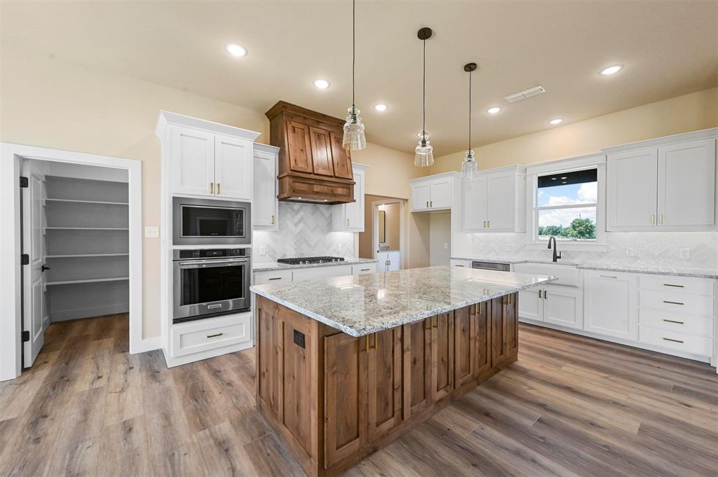 1560 Dixie Estates Way Property Photo 11