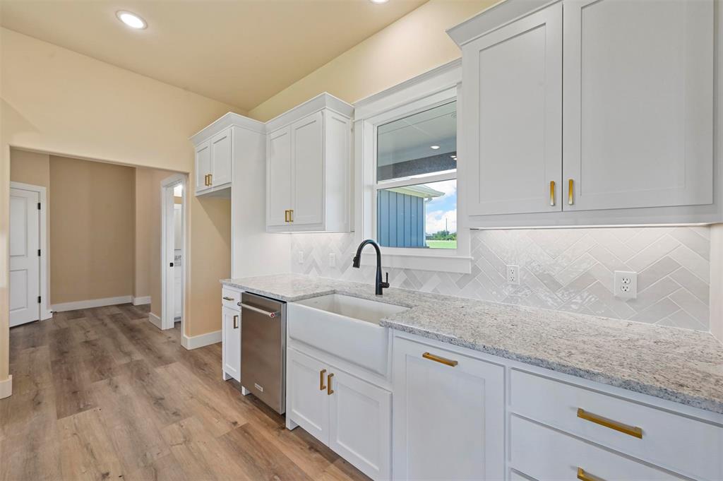 1560 Dixie Estates Way Property Photo 13