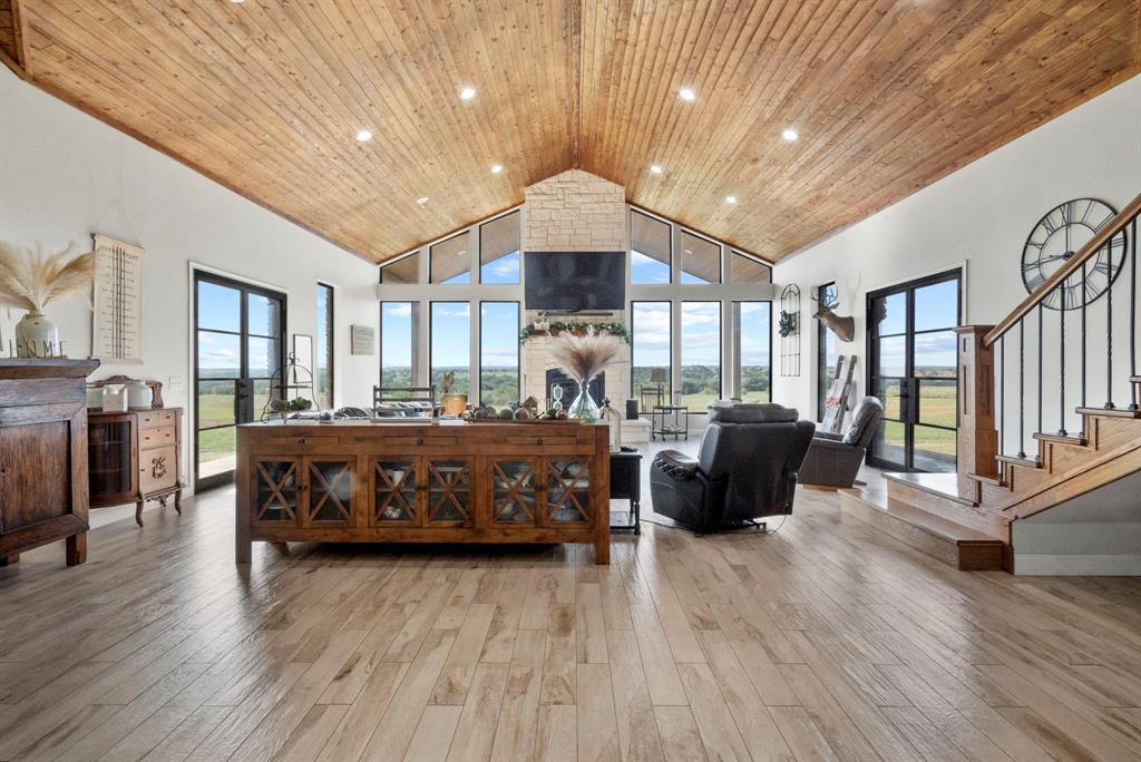 2296 County Road 290 Property Photo 4