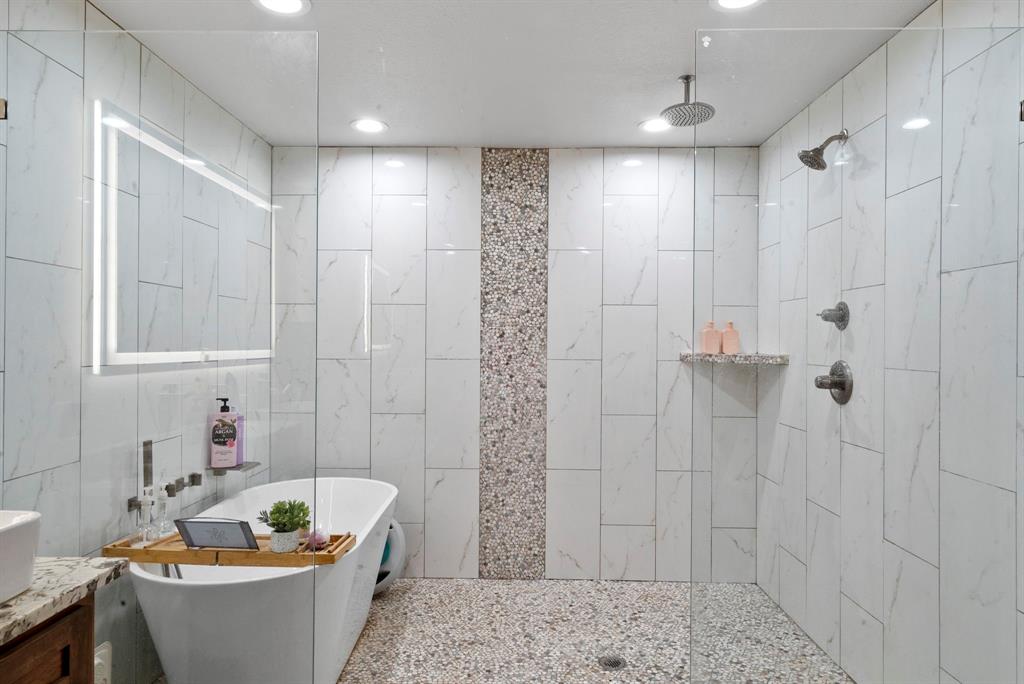 2296 County Road 290 Property Photo 8