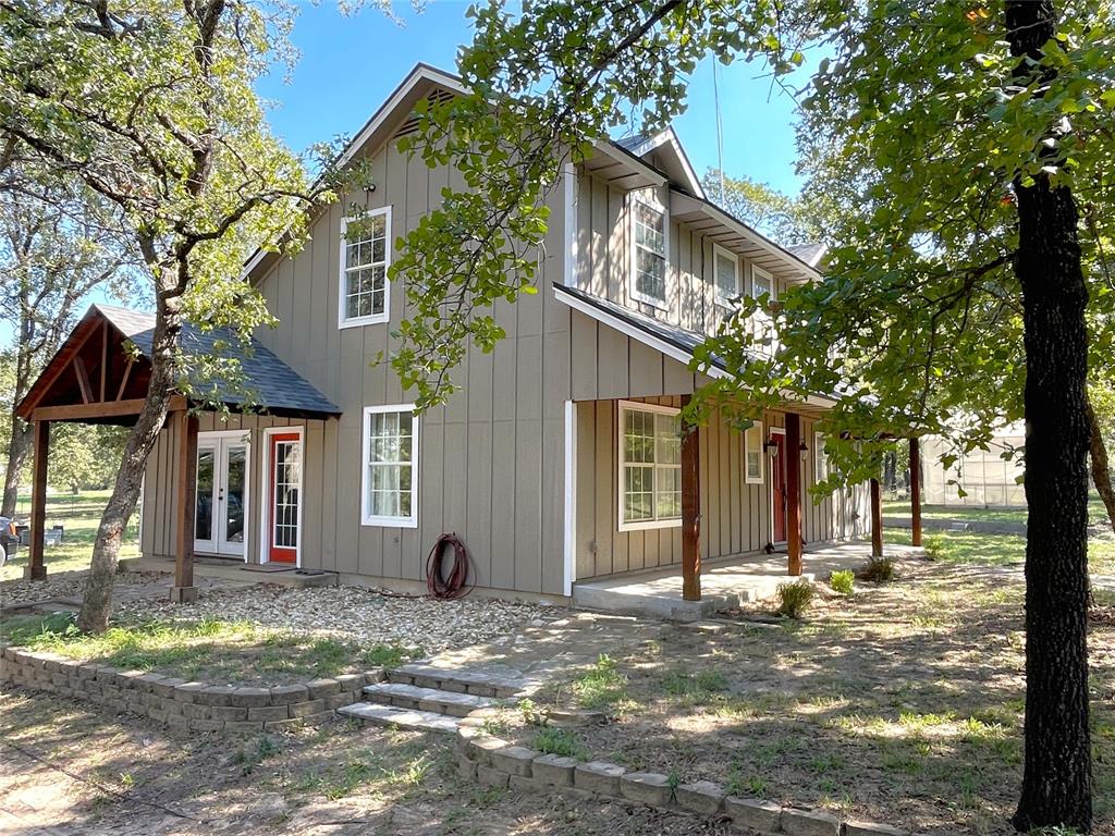 218 County Road 4632 Property Photo 1