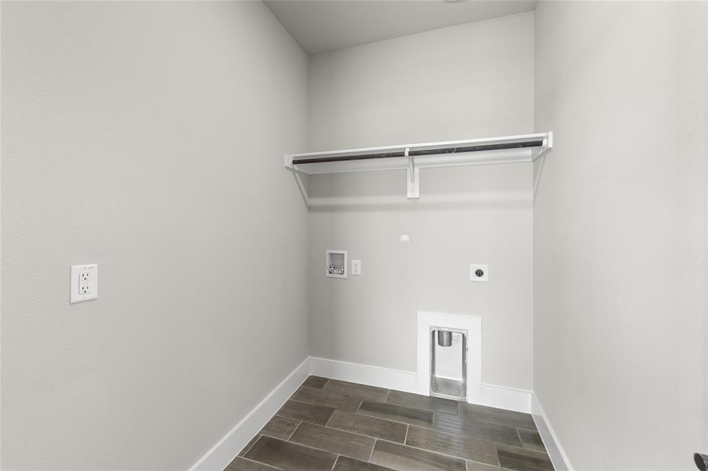 713 Wilderness Point Lane Property Photo 6