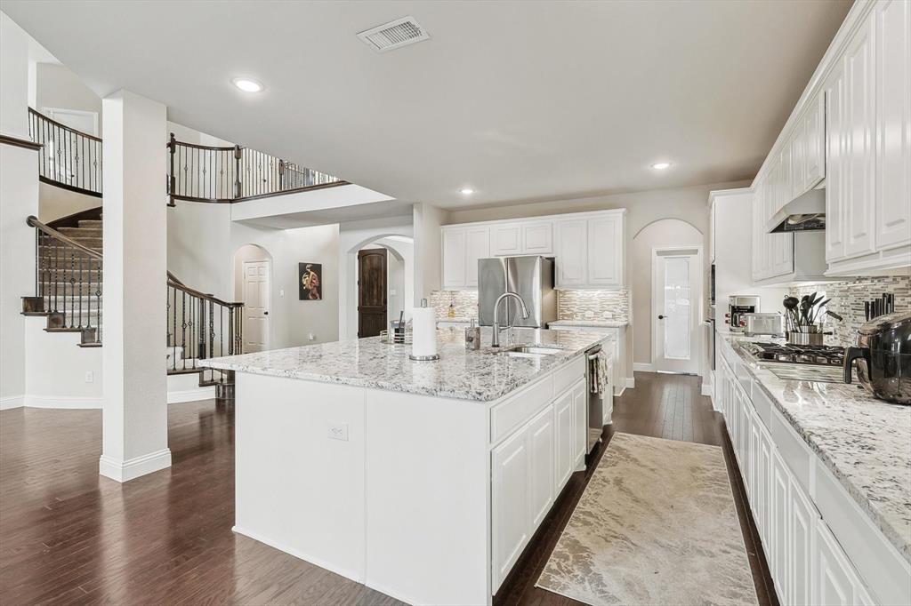 6524 Dove Chase Lane Property Photo 1