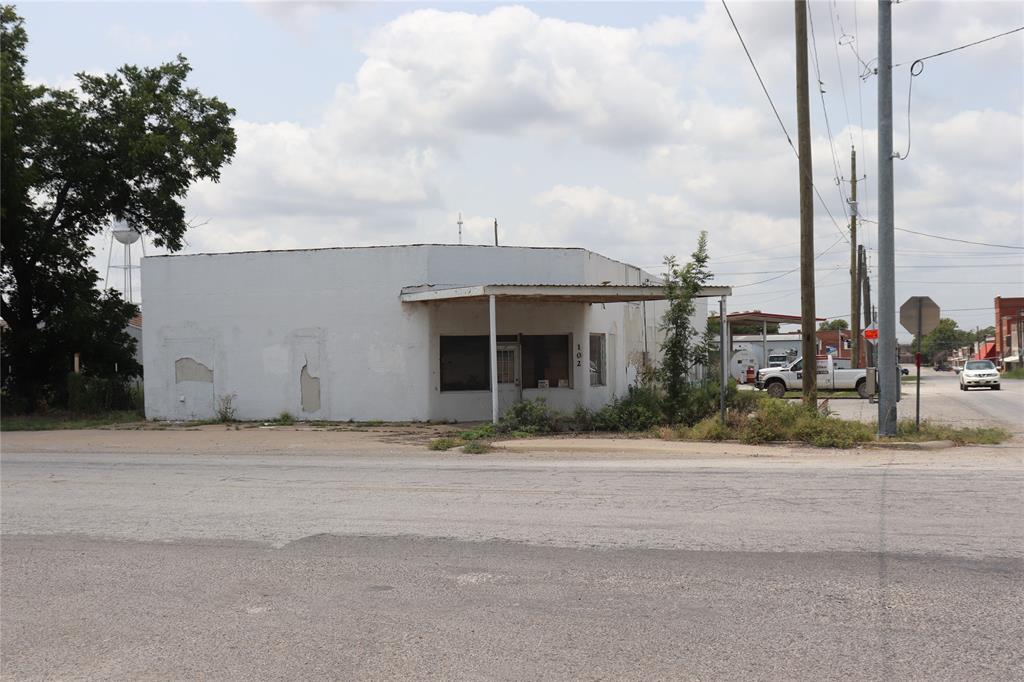102 Lubbock Street Property Photo 1