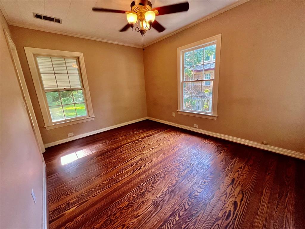 531 S Dallas Avenue Property Photo 14