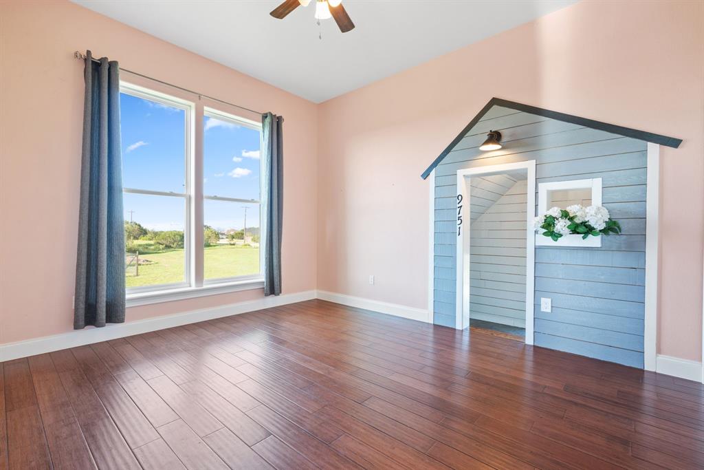 1380 Skyline Drive Property Photo 18