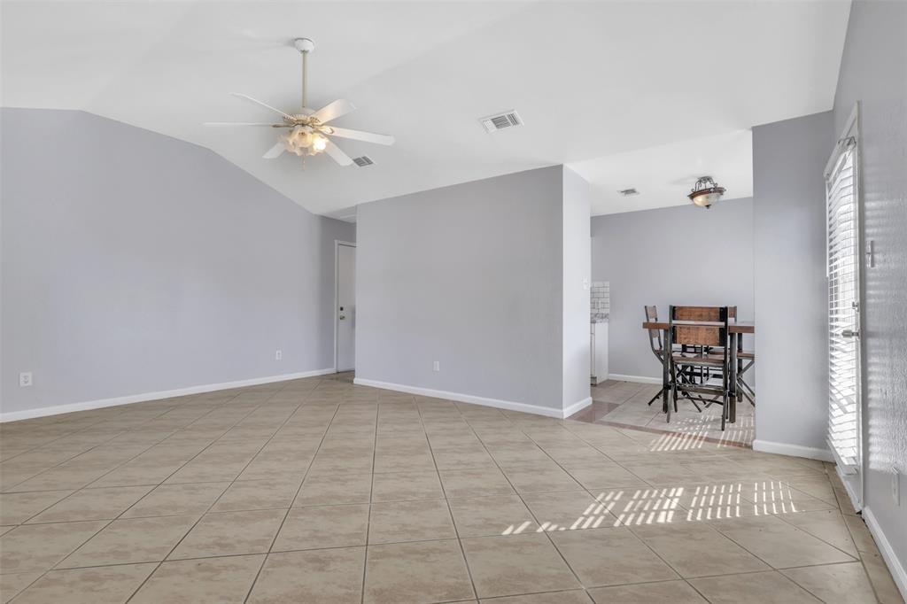 9219 Crimnson Court Property Photo 5