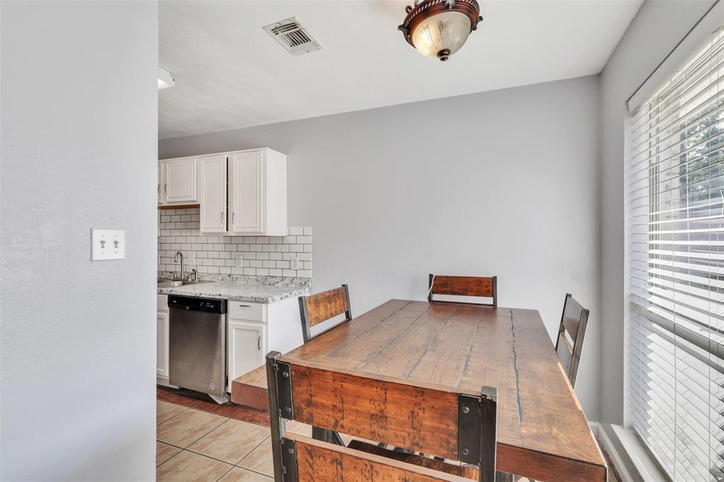 9219 Crimnson Court Property Photo 6