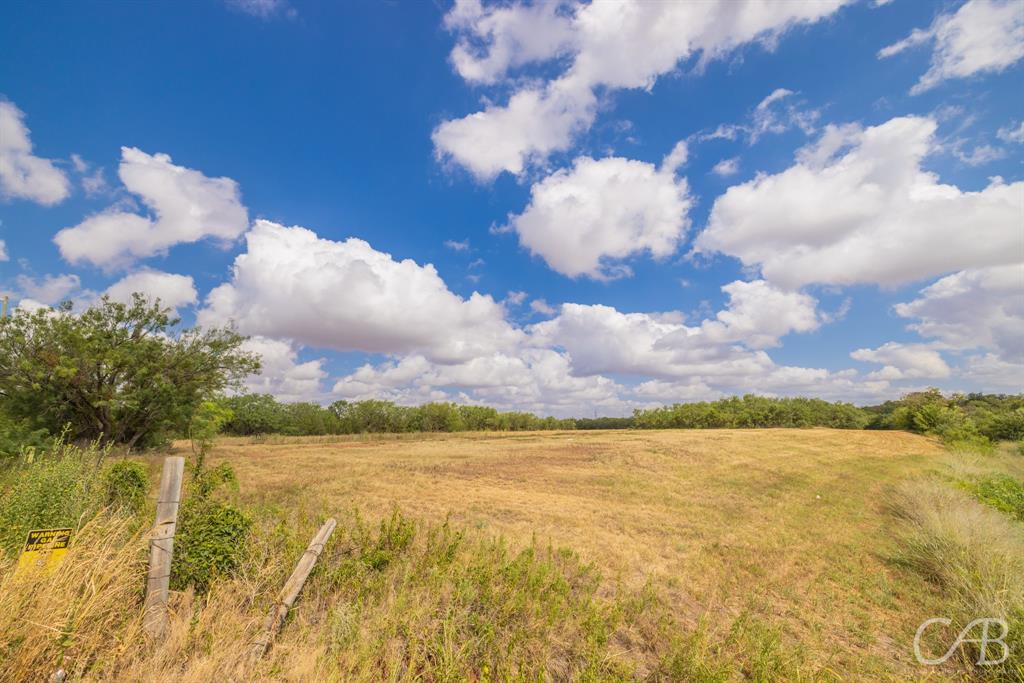 5602 S 7th Street Property Photo
