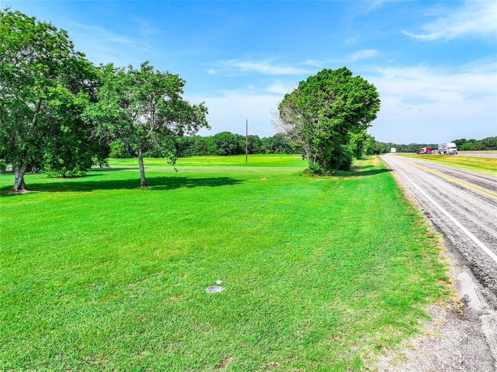 130 County Road 3106 Property Photo 15