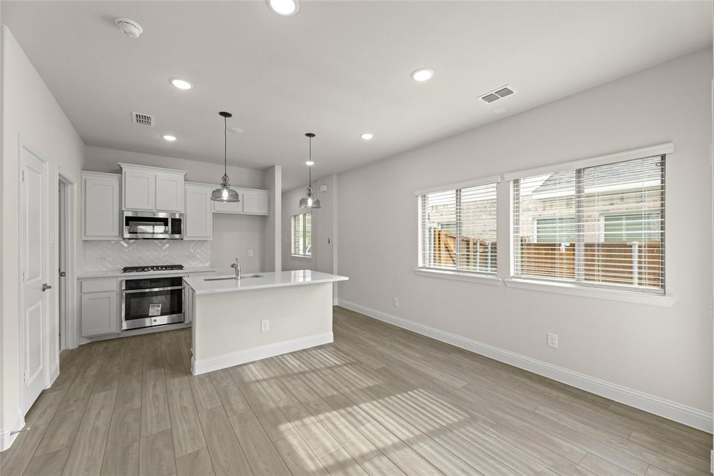 215 Griffith Drive Property Photo 5