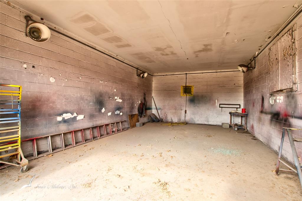 1433 Pine Street Property Photo 6