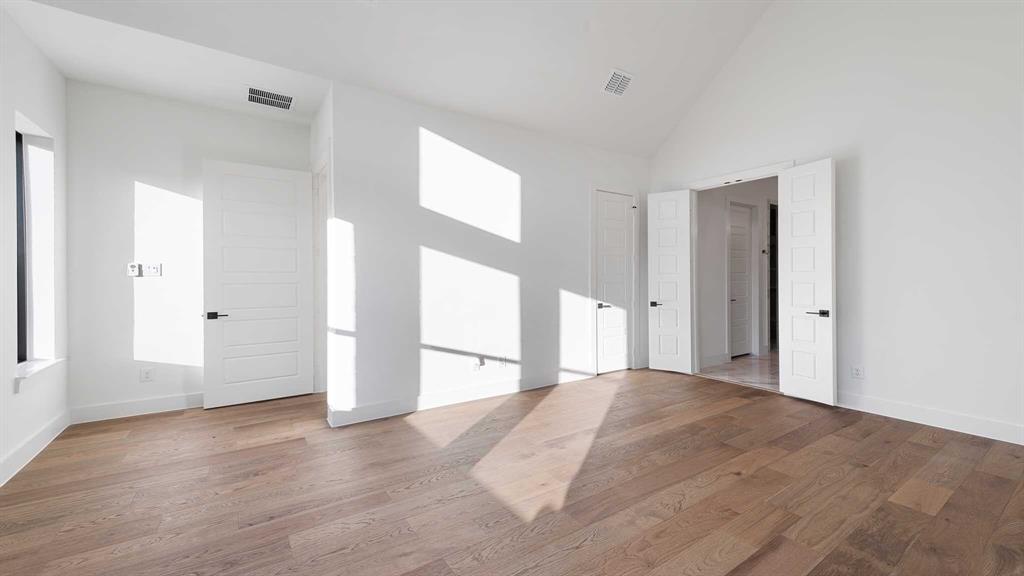 13709 Magenta Street Property Photo 17