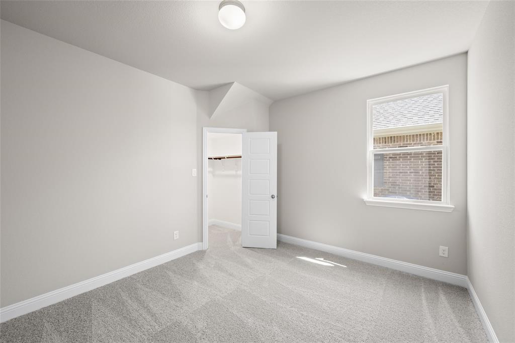 4313 Noble Lane Property Photo 9