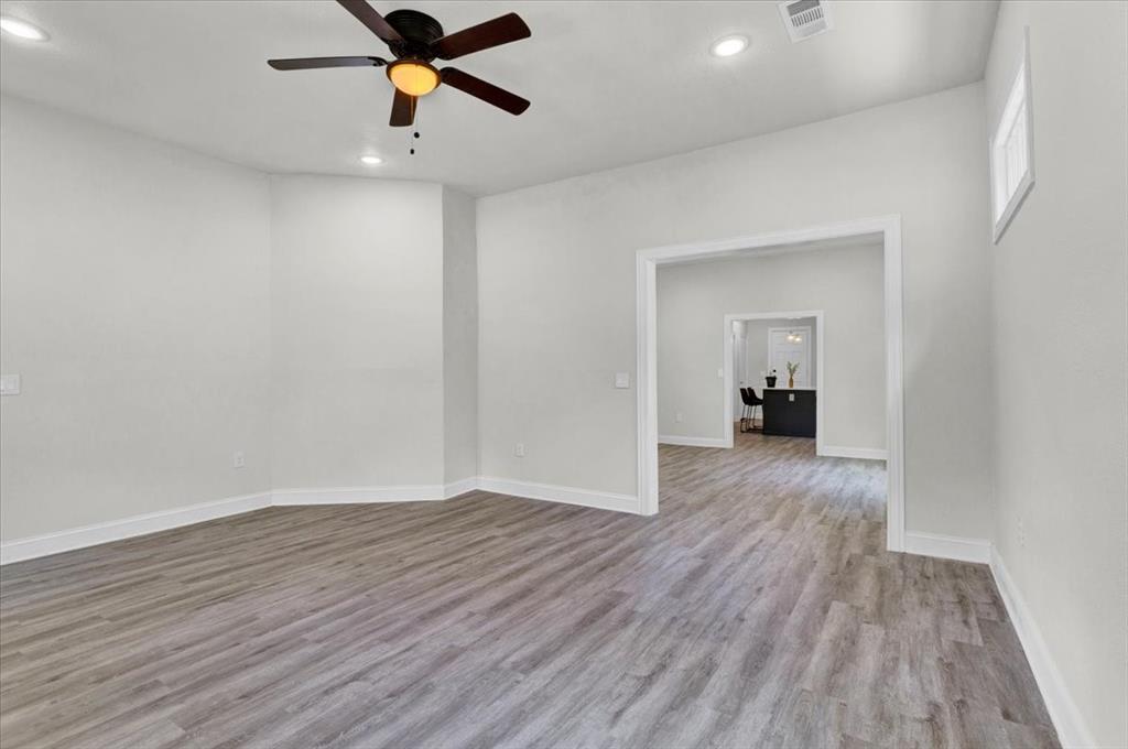 254 19th Street Property Photo 11