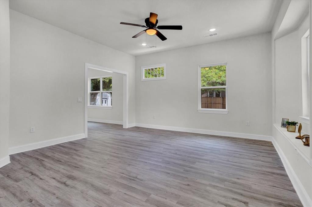 254 19th Street Property Photo 12
