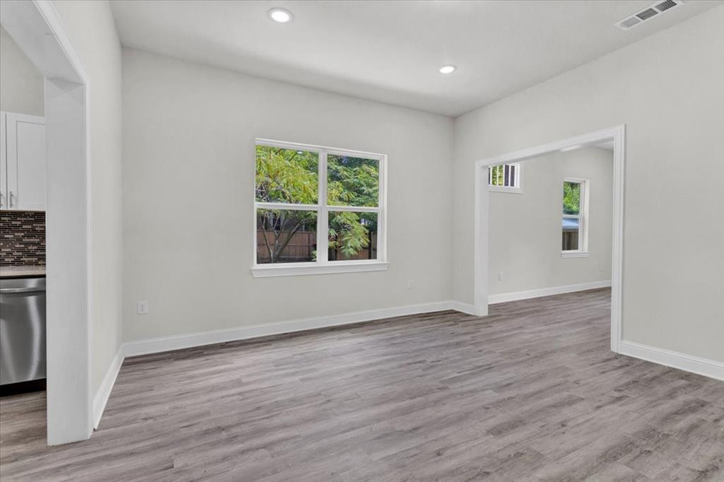 254 19th Street Property Photo 16