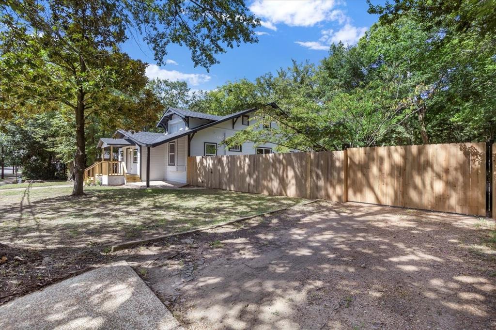 254 19th Street Property Photo 38