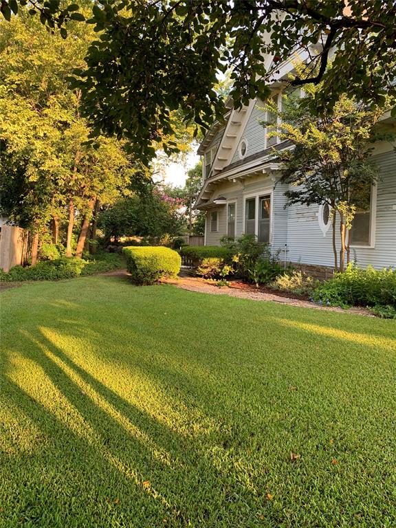607 2nd Street Property Photo 17