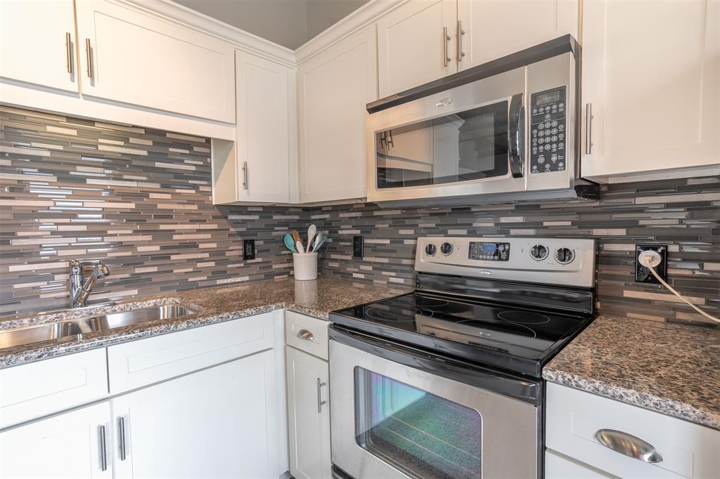 221 W Lancaster Avenue 9005 Property Photo 1