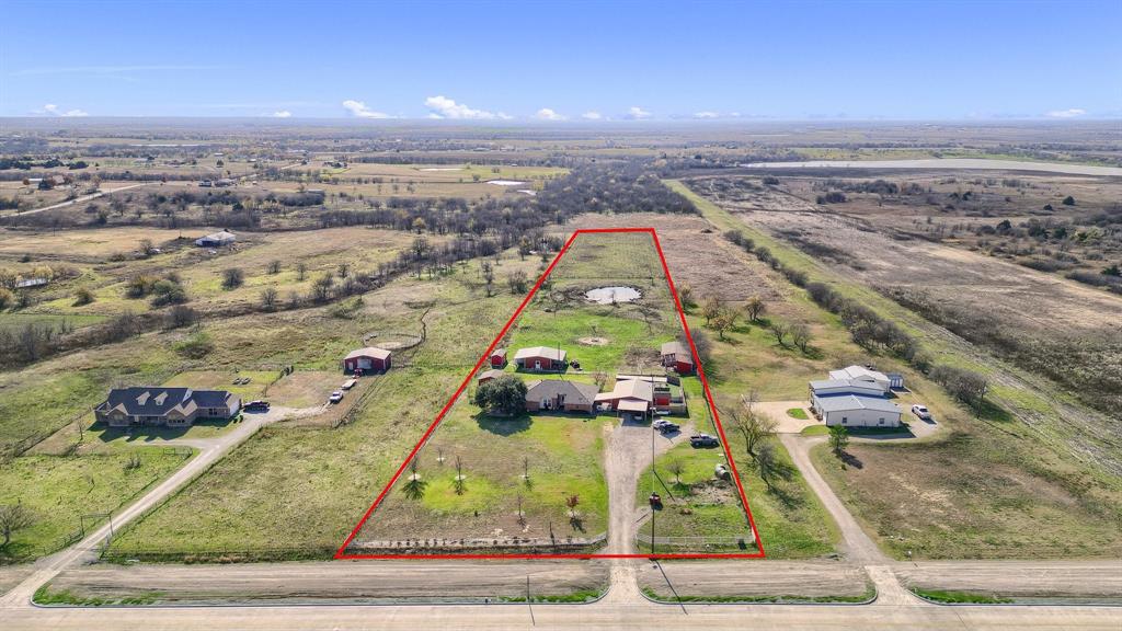 2700 W J Fred Smith Parkway Property Photo 1
