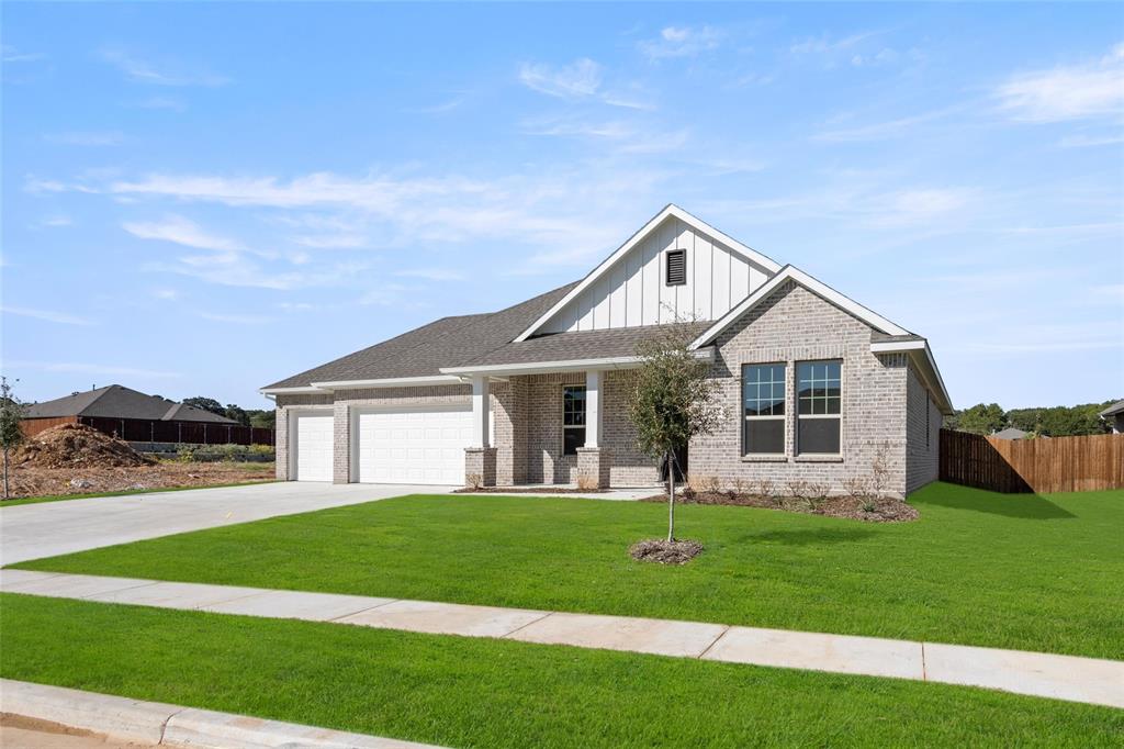 813 Stone Eagle Drive Property Photo 2