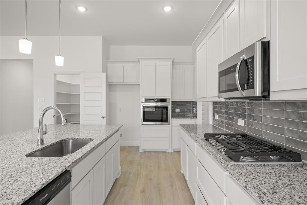 813 Stone Eagle Drive Property Photo 17