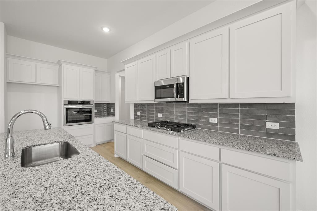 813 Stone Eagle Drive Property Photo 18