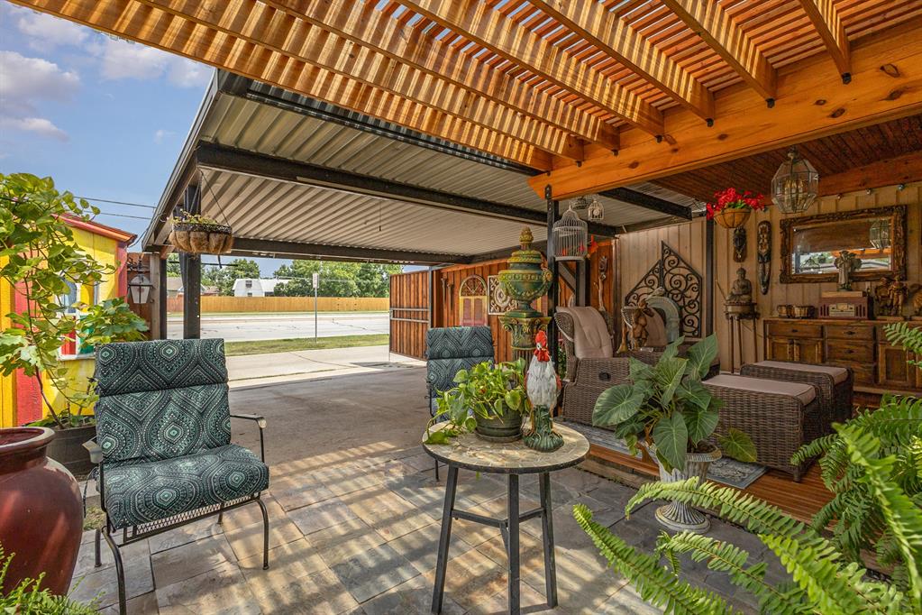 305 Gregory Lane Property Photo 26