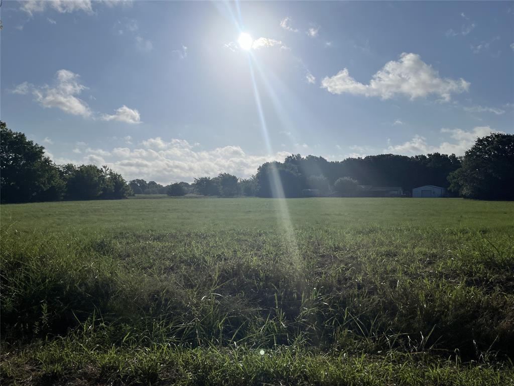210 Tomahawk Drive Property Photo 4