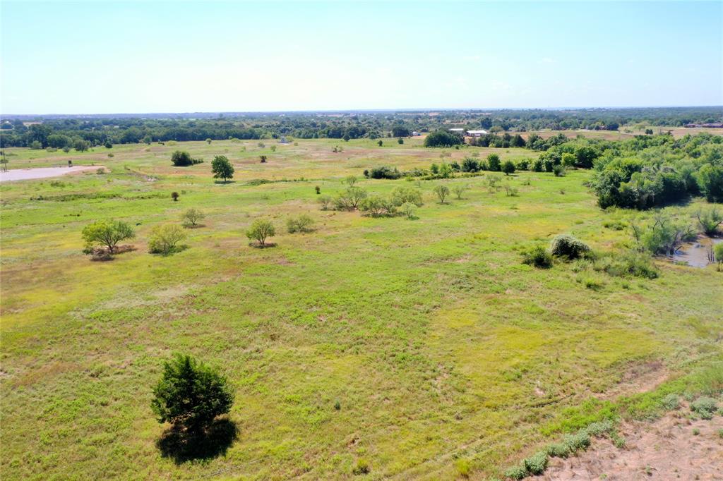 1231 County Road 4280 Property Photo 4