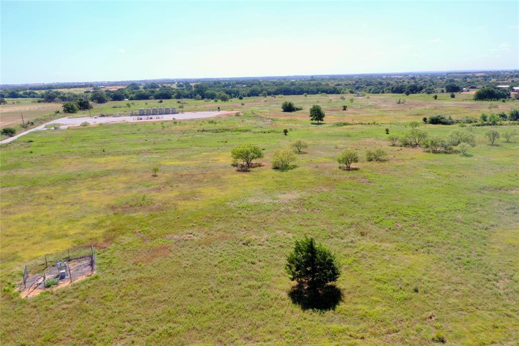 1231 County Road 4280 Property Photo 9