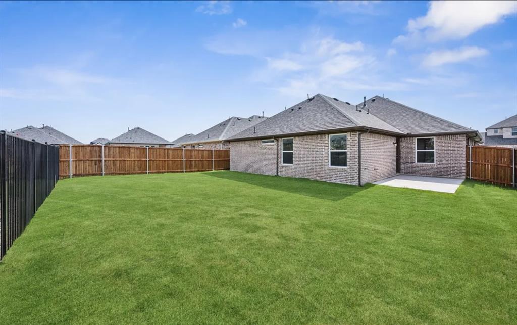 709 Tartane Drive Property Photo 1