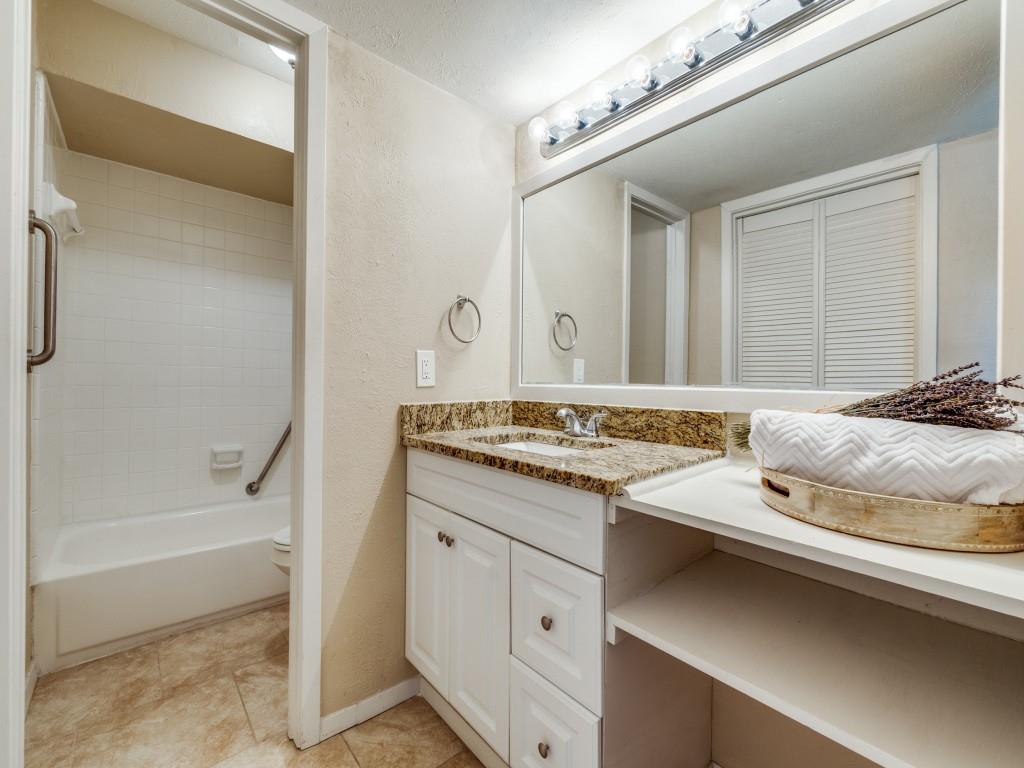4944 Amesbury Drive 106 Property Photo 12