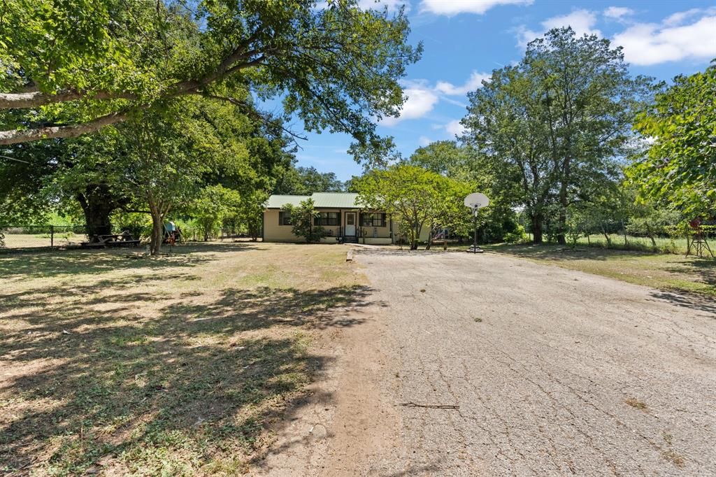 408 John Street Property Photo 5